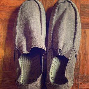 New Crocs size 11 Men’s Santa Cruz Espresso Loafer